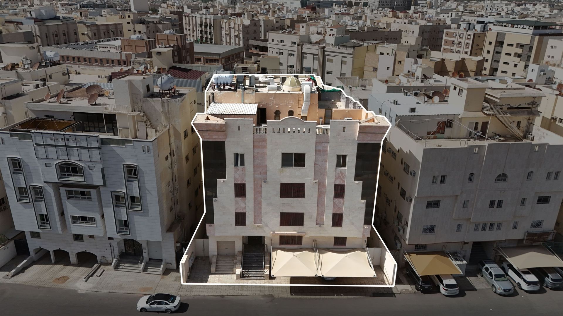 Preview image for عمارة سكنية تجارية بالطريق الموصل لبئر سيدنا عثمان (حي الراية)