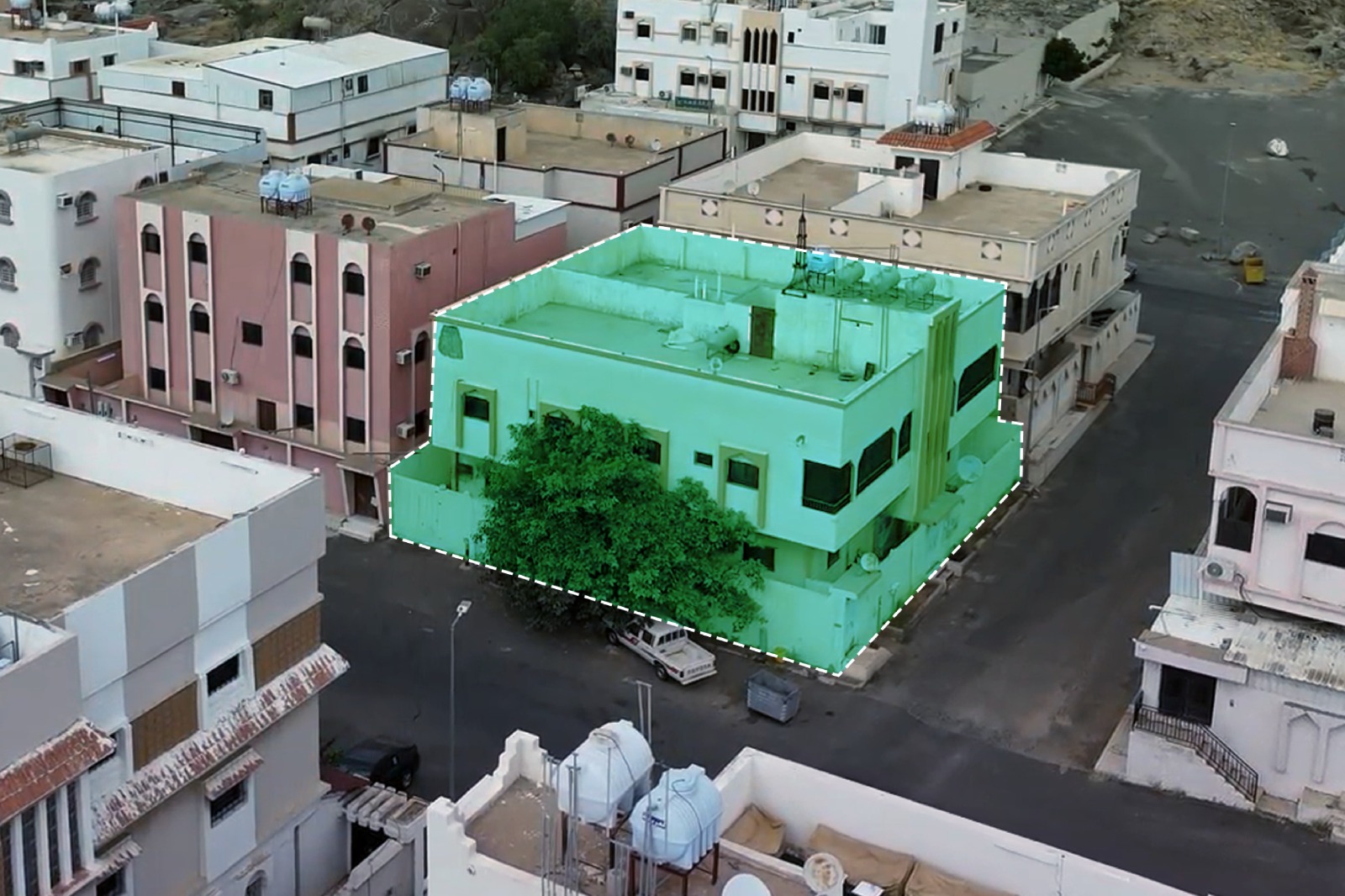 Preview image for الأصل 293033 عمارة سكنية - في حي العزيزية -