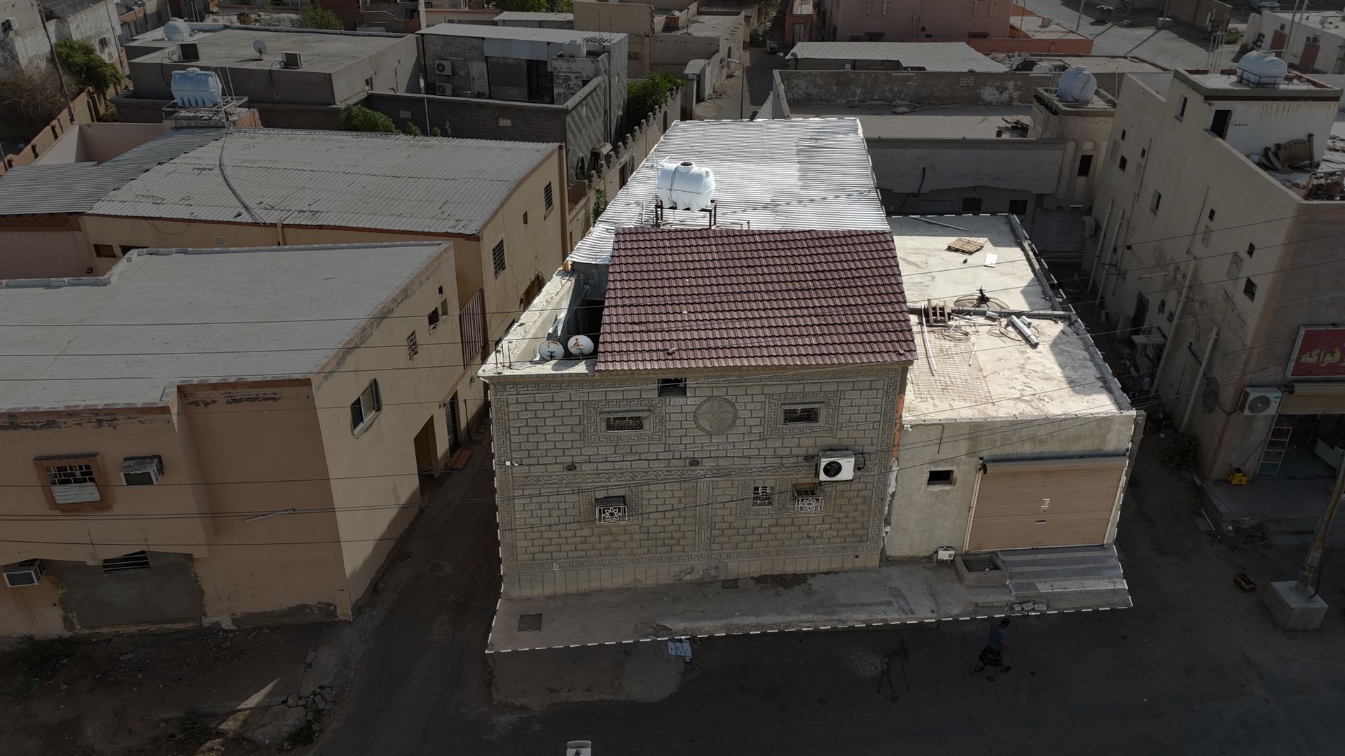 Preview image for عمارة جدة حداء على يمين الذاهب الى جدة