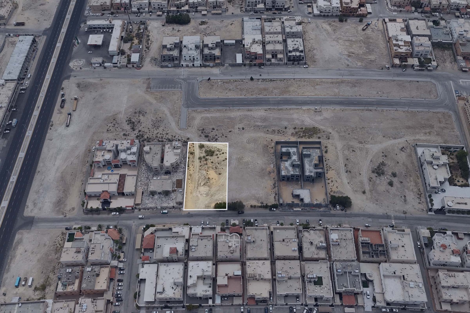 Preview image for أرض سكنية - بحي الفرسان