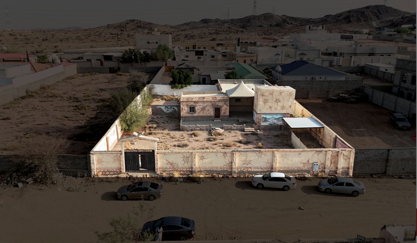 Preview image for أرض مقام عليها مبنى - الرحاب