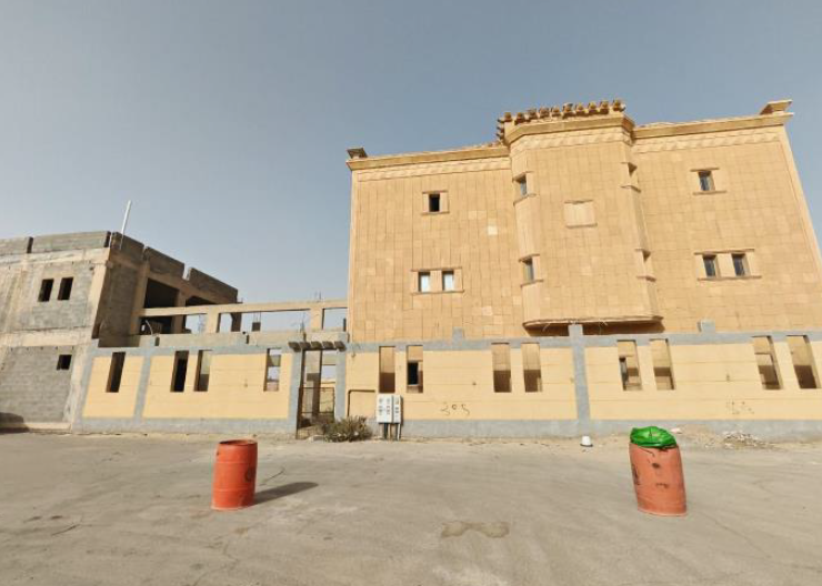 Preview image for مبنى سكني غير مكتمل البناء بحي البلدية بحفر الباطن